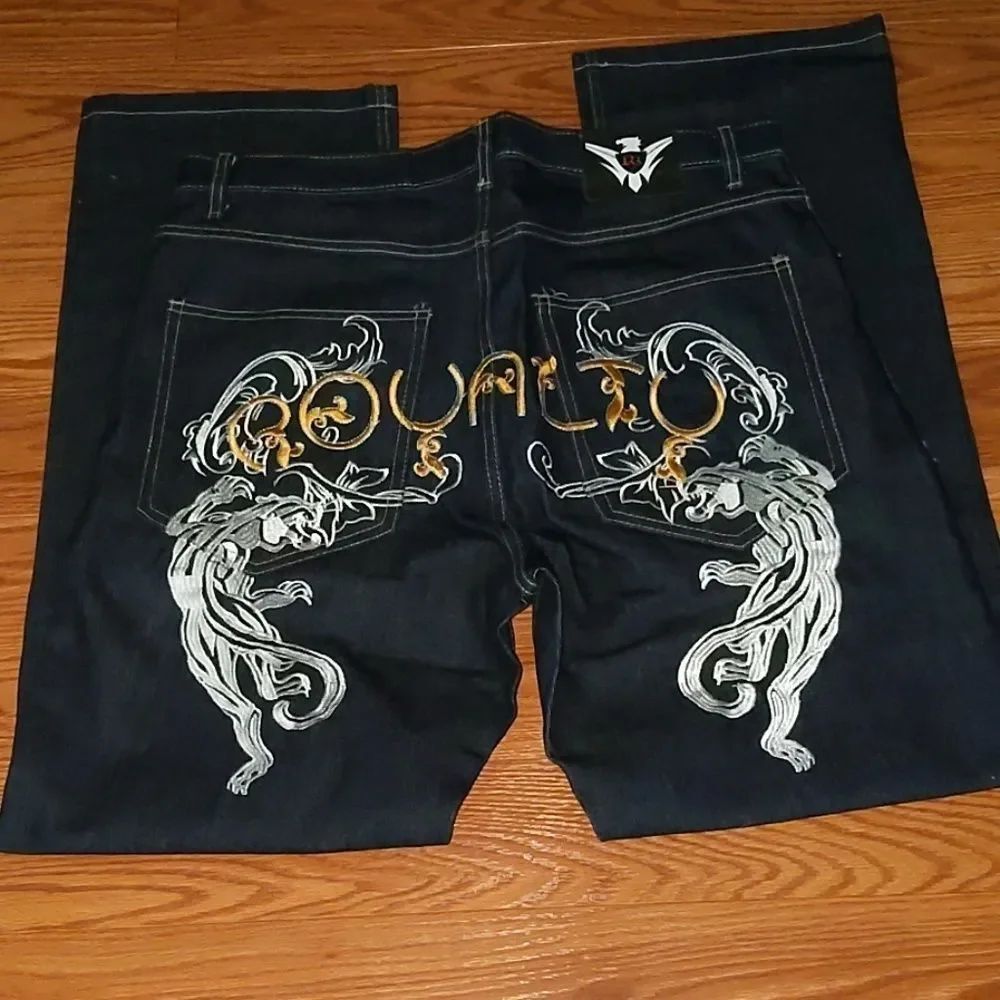 Roman Royalty jeans with designed back Sz 36/32 NWOT